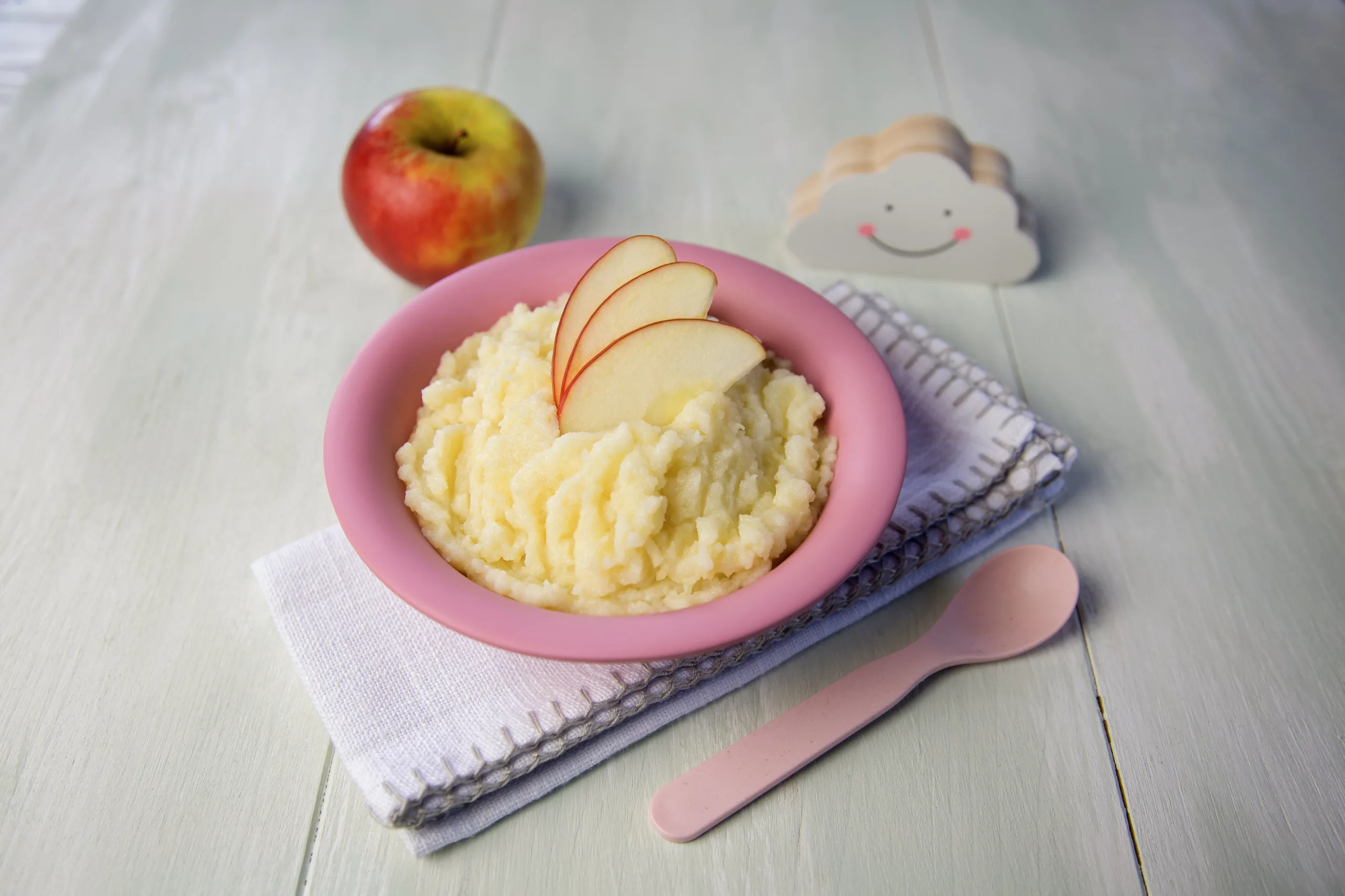 Grieß-Obst-Brei ab dem 7. Monat
