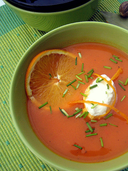 Orangen-Tomatensuppe