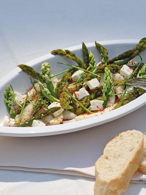 Spargel-Birnen-Salat mit Feta